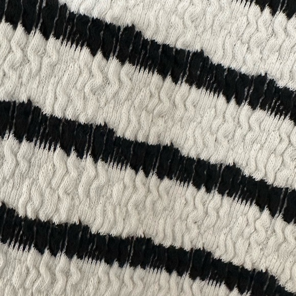 Heimish striped blouse - Picture 6 of 6